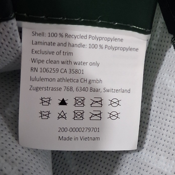 lululemon athletica Green And Ligth Blue Logo Repeated-Print Tote - Picture 6 of 6